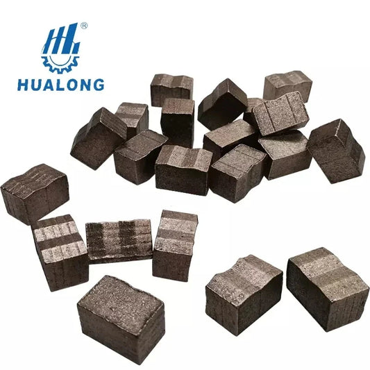 Diamond segment for stone cutting saw blade