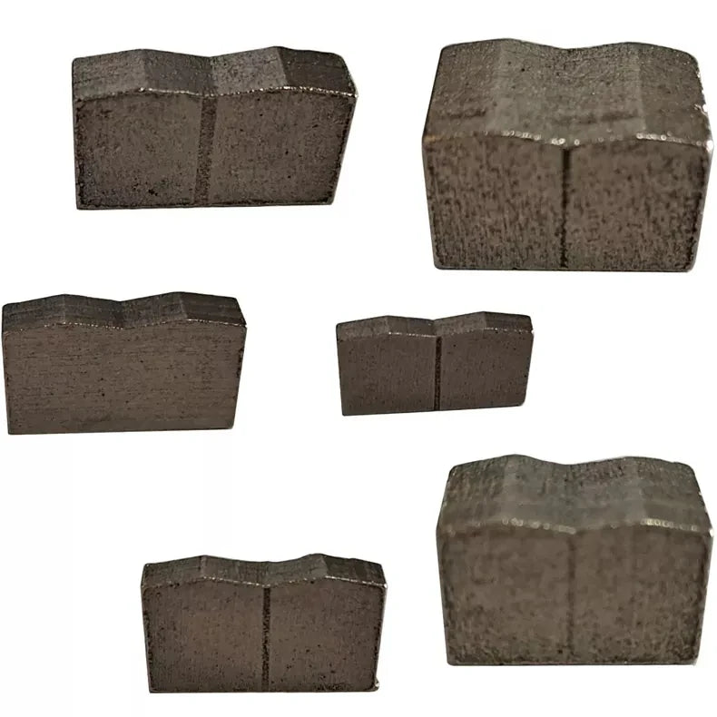 Diamond segments with sintered metal matrix for granite and marble